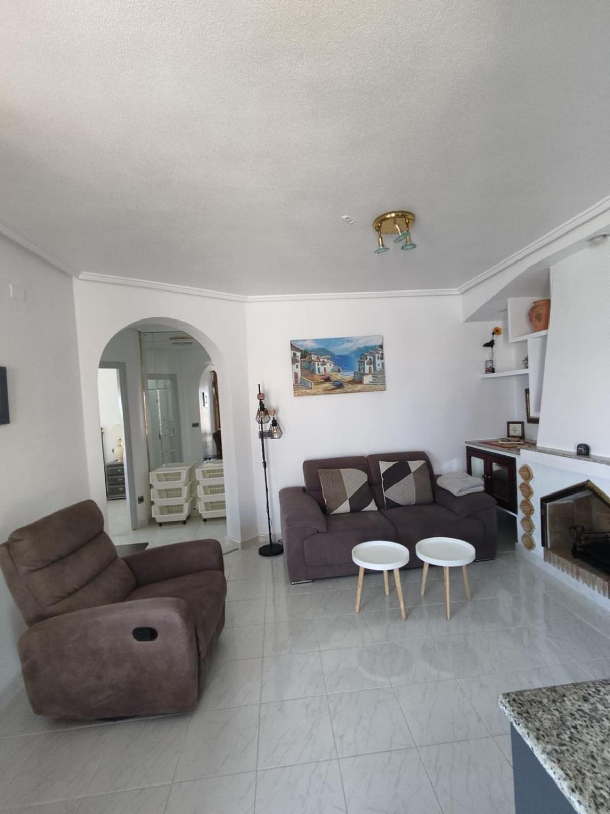 Schoenes Ruhiges Rooftop Apartment Mit Grosser Dachterrasse Torrevieja Bagian luar foto